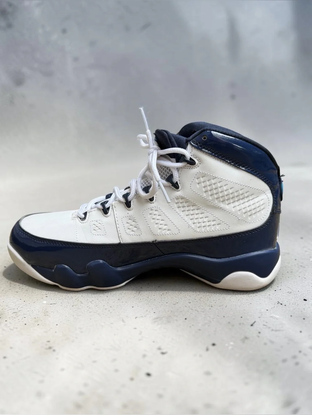 NIKE Air Jordan 9 Retro UNC Pearl Blue White 302370-145 Men's size 8.5